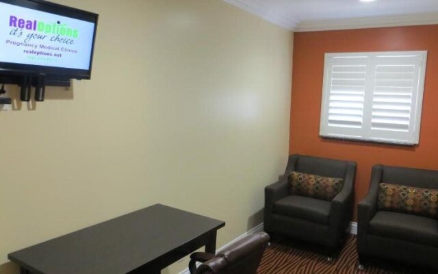 Convention Center Inn and Suites