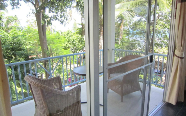 Thaniza Beachfront Resort
