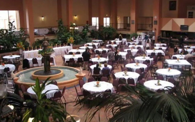 Barcelona Suites Albuquerque