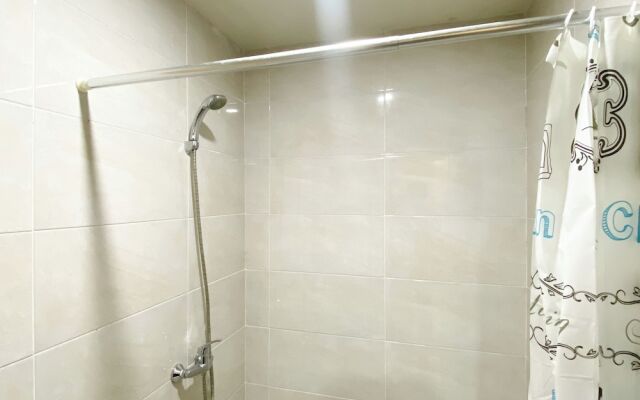 Stunning And Homey 2Br Apartment Mustika Golf Residence