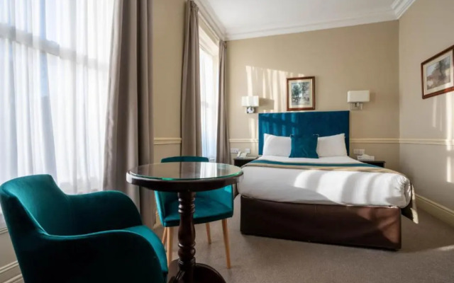 Harcourt Hotel
