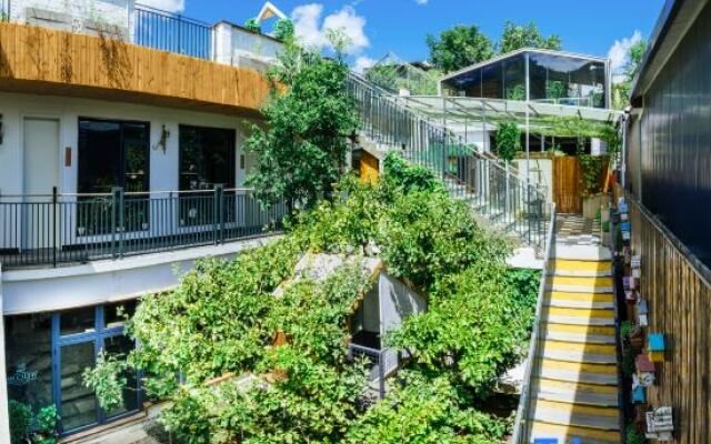 Luyue Gourmet Meisu (Beijing Water Great Wall)