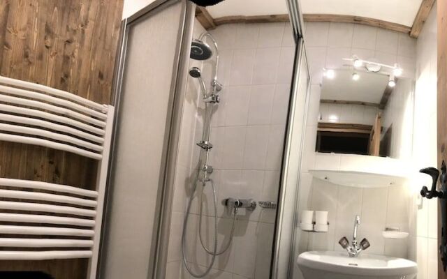 KITZALPHOUSE Apartments