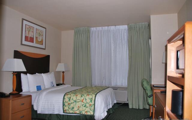 Fairfield Inn by Marriott JFK Airport