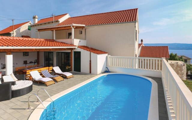 Nice Home in Omis With Wifi and 3 Bedrooms