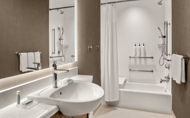 Springhill Suites By Marriott Menomonee Falls