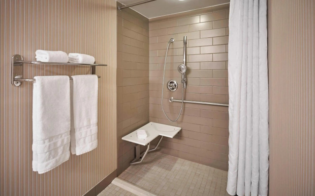 Sheraton Inner Harbor Hotel