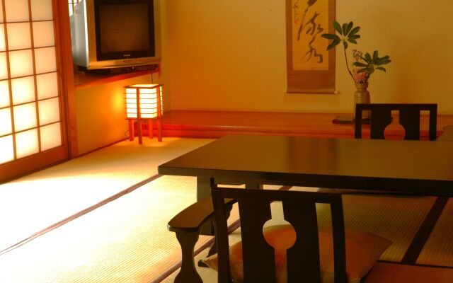Yamanaka Onsen Ohanami Kyubei