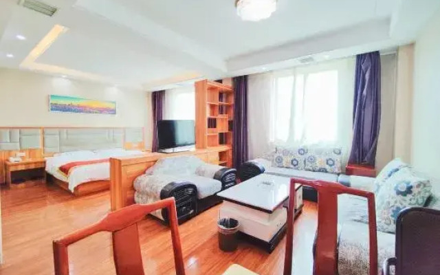 Jinboyuan Business Hotel(Xunyang Tower Dazhong Road Pedestrian Street Branch)