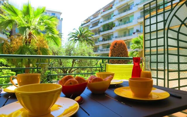 Capitole Terrasse by Nestor&Jeeves