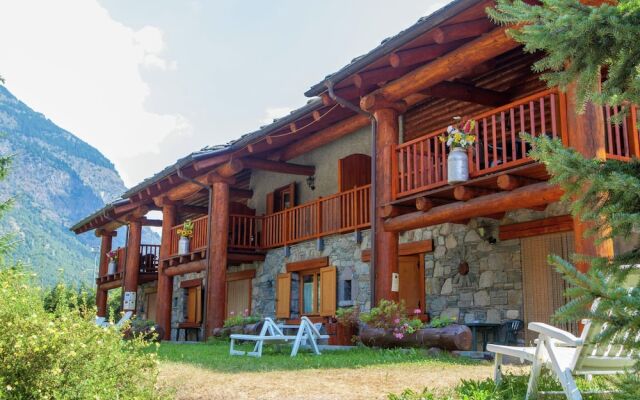 Chalet-village Situated in a Quiet Area