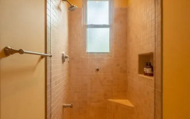 CR Luxury Bella Vista 7A 3 Bdrm