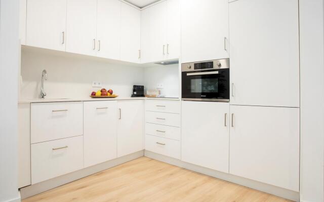 Spectacular 3BD apartment in Santa Cruz neighborhood. Aire I