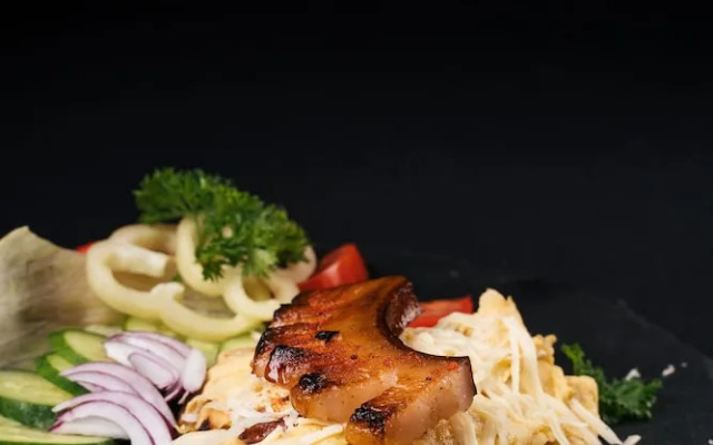 Areo Hotel & Restaurant