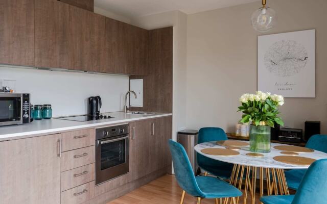 Newly Refurbished 1 Bed, With Balcony, Elephant & Castle/kennington