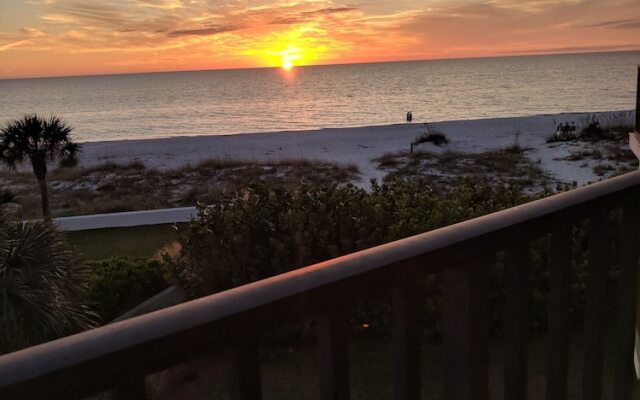 Sun Plaza West - 214