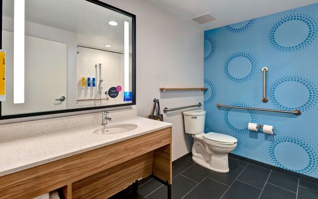 Tru by Hilton Tahlequah