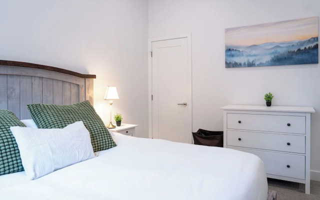 Camozzi Chalet Suite by Revelstoke Vacations