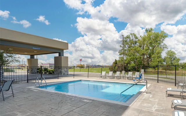 Best Western Plus McPherson