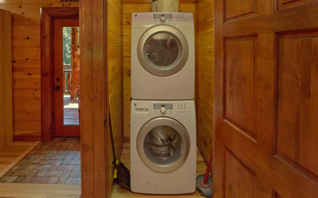 Sweet Tranquility Pool Lodge