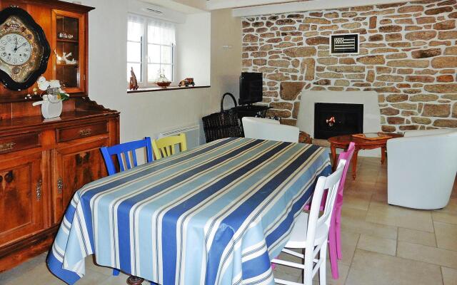 Semi-detached House, Lesconil