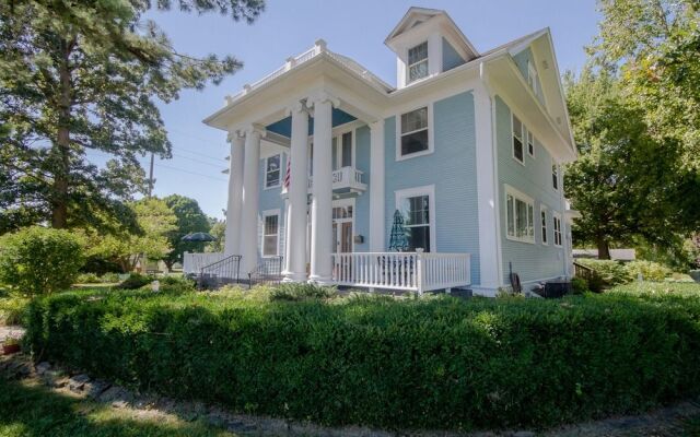 The Dickey House Bed & Breakfast