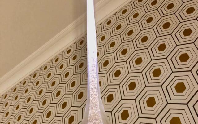 Апартаменты на проспекте Английский 24