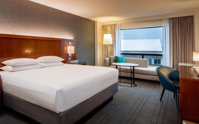 Hyatt Regency Crystal City at Reagan National Airport