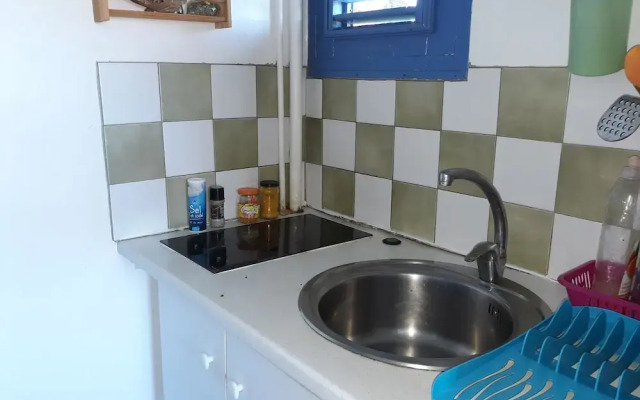 Studio in Sainte-anne, With Wonderful sea View, Furnished Terrace and