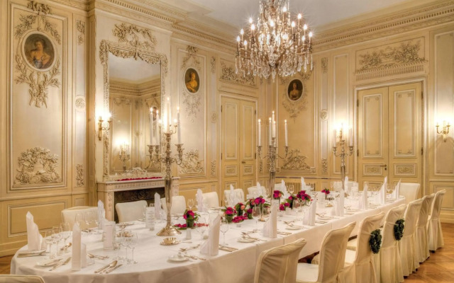 Villa Rothschild, an Autograph Collection Hotel
