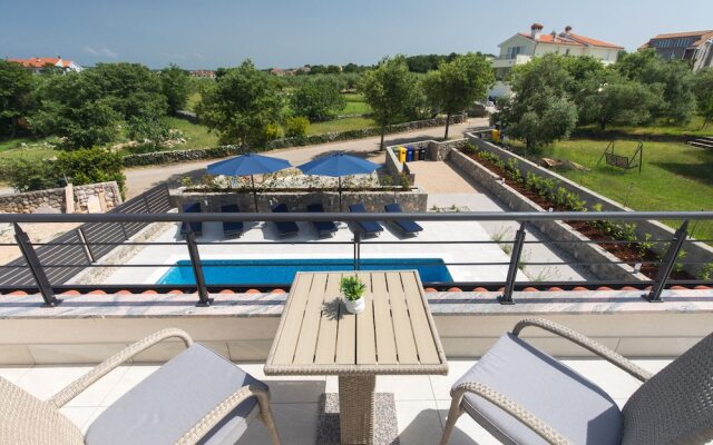Beautiful Villa Magdalena - Porat