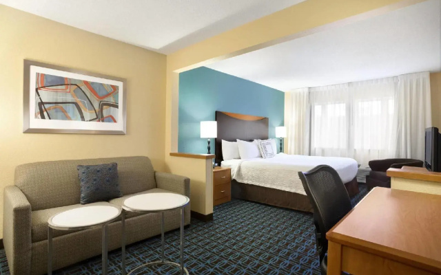 Dubuque Inn & Suites
