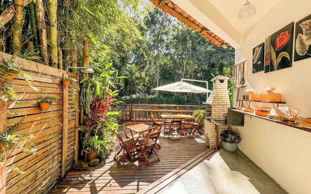 Pousada Entre Folhas