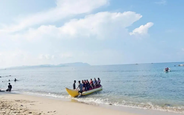 OYO 91246 Pulisan Ekowisata Homestay Near Wisata Pantai Desa Pulisan (Pulisan Beach Tour)