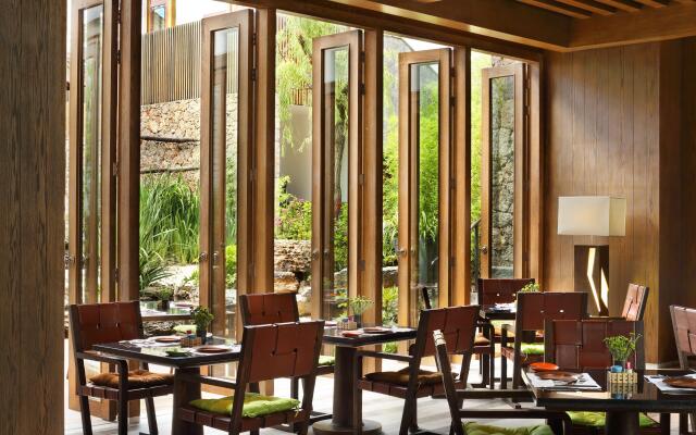 Hotel Indigo Lijiang Ancient Town by IHG