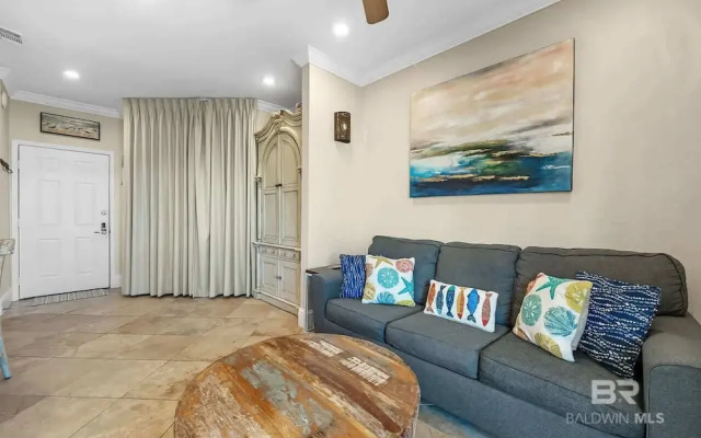 1 bed Beach Pools Waterfront Boating Palmaway
