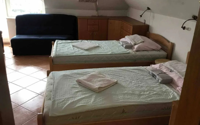 Room With Shared Bathroom