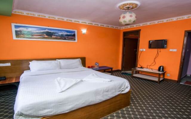 MeroStay 180 Hotel EMO