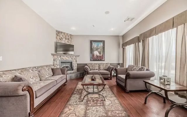 Best Western Grande Mountain Getaways & Hotel