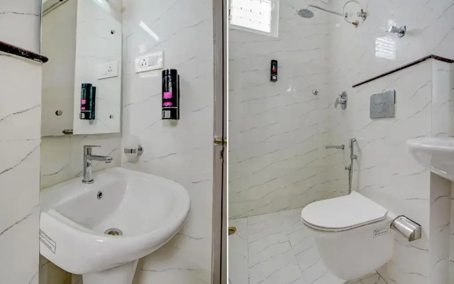 Fabhotel Athasri Inn