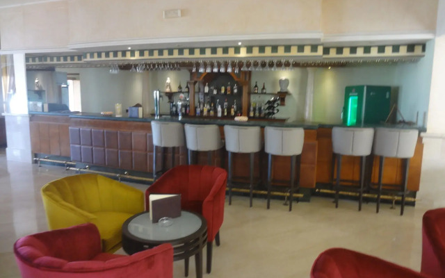 Golden Carthage Hotel & Residence