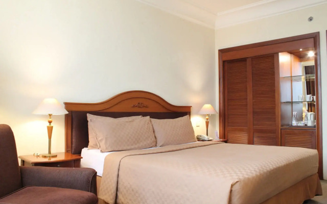 Singgasana Hotel Makassar