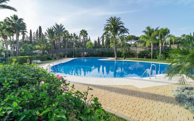 MDB19 - Penthouse near Puerto Banus. Families only