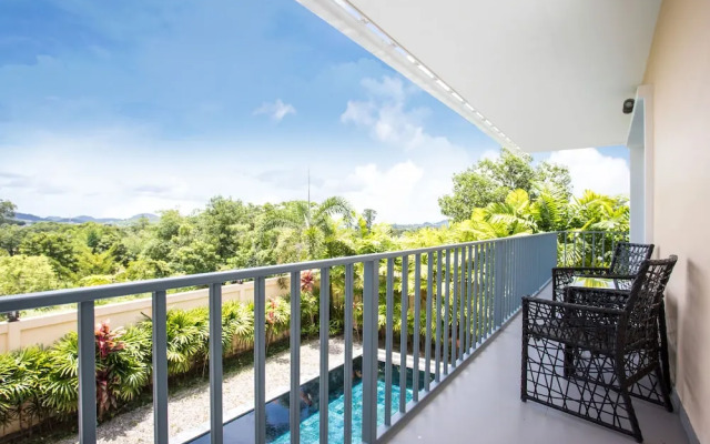 Seaview Pool Villa Dragon D in Tropics