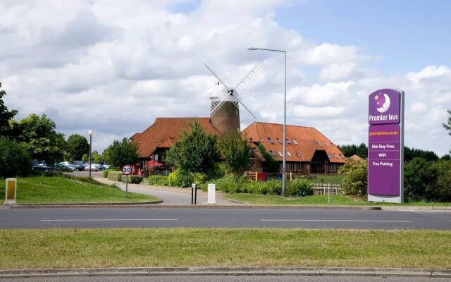 Premier Inn Milton Keynes South