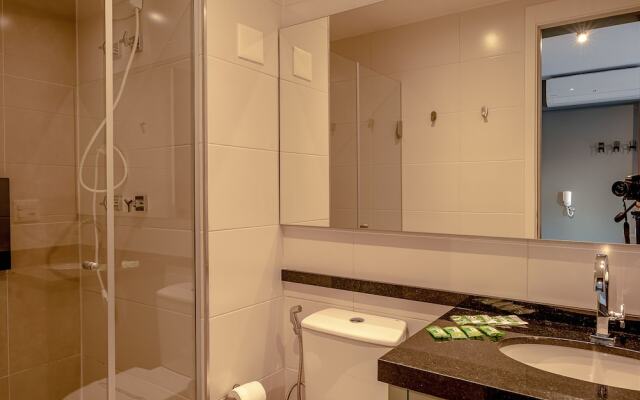 Studio com piscina aquecida e AC