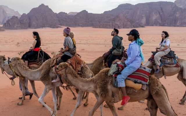 Bedouin Sunrise camp