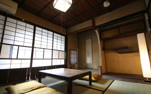 Haruya Umekouji