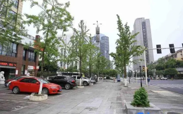 Mr. Robb Hotel (Chongqing Fortune Center)