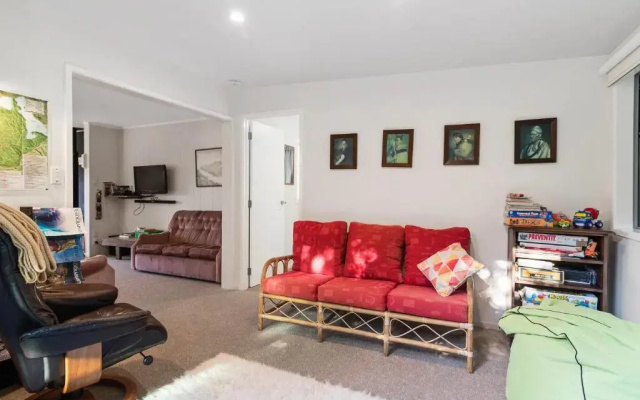 Family Fun at The Lake - Lake Tarawera Holiday Home